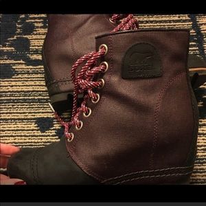 Sorel 1964 Premium Wedge in Color Dahlia